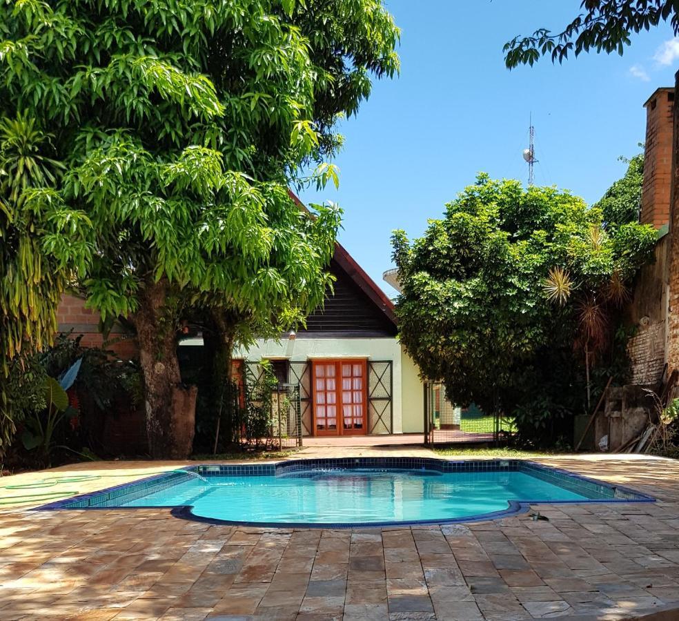 Casa Folks - Bed And Breakfast Puerto Iguazu Exterior photo